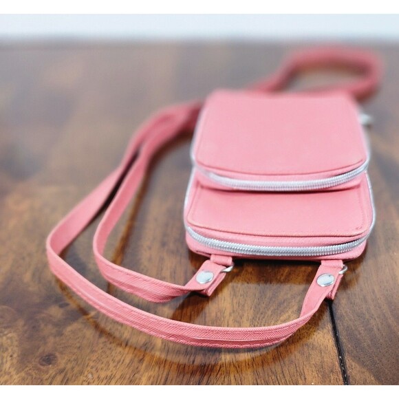 Time and Tru Eden Wallet On A String, Pink - Picture 4 of 9